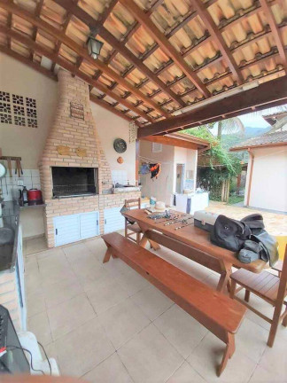 Imagem Casa com 3 Quartos à Venda, 450 m² em Horta Florestal - Ubatuba