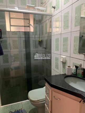Imagem Casa com 3 Quartos à Venda, 200 m² em Beija-flor - Uberaba Imagem Casa com 3 Quartos à Venda, 200 m² em Beija-flor - Uberaba