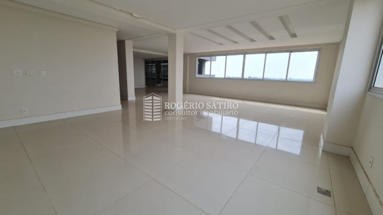 Imagem Cobertura com 5 Quartos à Venda, 557 m² em Mercês - Uberaba Imagem Cobertura com 5 Quartos à Venda, 557 m² em Mercês - Uberaba