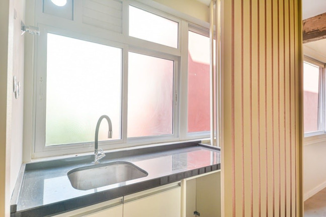 Imagem Apartamento com 2 Quartos à Venda, 72 m² em Bom Fim - Porto Alegre