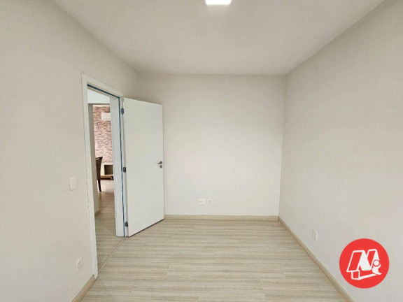 Imagem Apartamento com 2 Quartos à Venda, 69 m² em Santo Antônio - Porto Alegre Imagem Apartamento com 2 Quartos à Venda, 69 m² em Santo Antônio - Porto Alegre