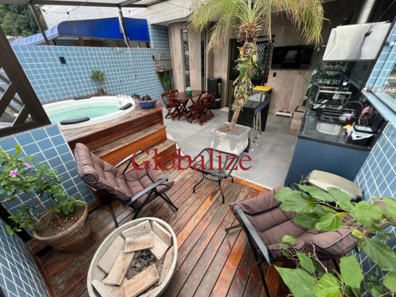 Imóvel com 3 Quartos à Venda, 207 m² em Marapé - Santos