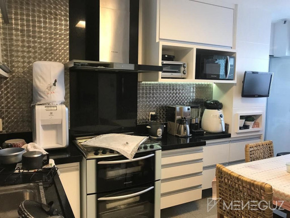 Imagem Apartamento com 4 Quartos à Venda, 180 m² em Centro - Guarapari