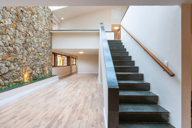 Imagem Casa com 5 Quartos à Venda, em Granja Viana - Cotia Imagem Casa com 5 Quartos à Venda, em Granja Viana - Cotia