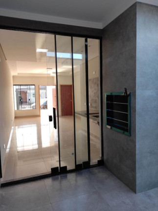 Imagem Imóvel com 3 Quartos à Venda, 81 m² em Jardim Rio De Janeiro - Sarandi Imagem Imóvel com 3 Quartos à Venda, 81 m² em Jardim Rio De Janeiro - Sarandi