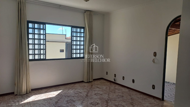 Imagem Casa com 3 Quartos à Venda, 123 m² em Loteamento Inocoop - Mogi Mirim Imagem Casa com 3 Quartos à Venda, 123 m² em Loteamento Inocoop - Mogi Mirim
