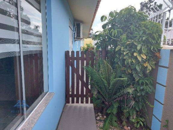 Imagem Casa com 3 Quartos à Venda, 179 m² em Morro Das Pedras - Florianópolis Imagem Casa com 3 Quartos à Venda, 179 m² em Morro Das Pedras - Florianópolis