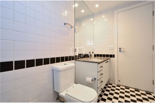Imagem Apartamento com 3 Quartos à Venda, 166 m² em São Paulo Imagem Apartamento com 3 Quartos à Venda, 166 m² em São Paulo