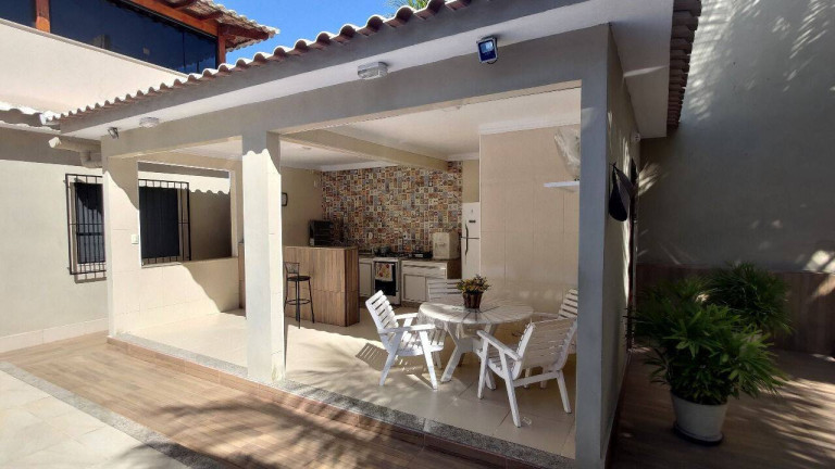Imagem Casa com 4 Quartos à Venda, 480 m² em Sopotó - Iguaba Grande Imagem Casa com 4 Quartos à Venda, 480 m² em Sopotó - Iguaba Grande