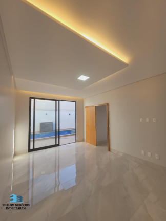 Imagem Casa com 4 Quartos à Venda, 216 m² em Moinho Dos Ventos - Goiânia Imagem Casa com 4 Quartos à Venda, 216 m² em Moinho Dos Ventos - Goiânia
