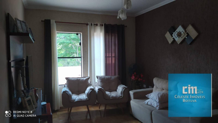 Imagem Casa com 3 Quartos à Venda, 280 m² em Centro - Boituva