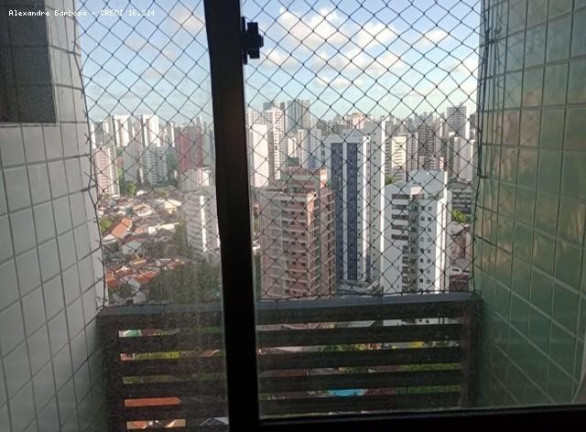 Apartamento com 3 Quartos à Venda, 80 m² em Casa Amarela - Recife