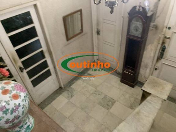 Imagem Casa com 6 Quartos à Venda, 480 m² em Tijuca - Rio De Janeiro Imagem Casa com 6 Quartos à Venda, 480 m² em Tijuca - Rio De Janeiro