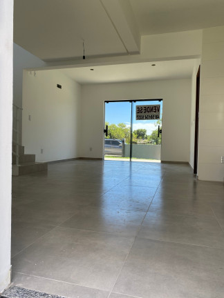 Imagem Casa com 3 Quartos à Venda, 133 m² em Areias De Palhocinha - Garopaba Imagem Casa com 3 Quartos à Venda, 133 m² em Areias De Palhocinha - Garopaba