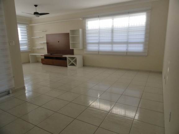 Imagem Casa com 3 Quartos à Venda, 150 m² em Marapé - Santos