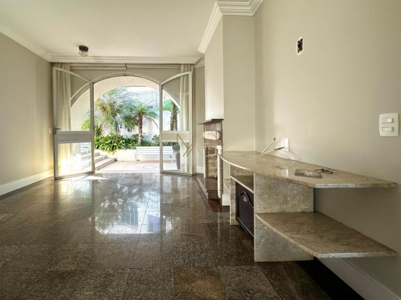 Imagem Casa com 3 Quartos à Venda, 278 m² em Batel - Curitiba Imagem Casa com 3 Quartos à Venda, 278 m² em Batel - Curitiba