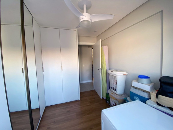 Imagem Imóvel com 2 Quartos à Venda, em Menino Deus - Porto Alegre Imagem Imóvel com 2 Quartos à Venda, em Menino Deus - Porto Alegre