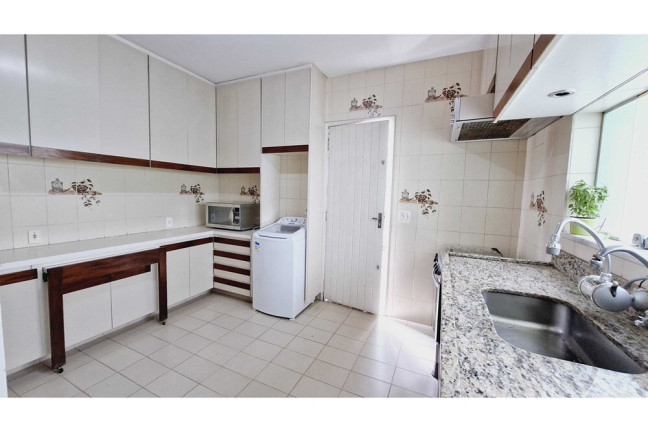 Imagem Casa com 3 Quartos à Venda, 177 m² em Vila Nova Conceição - São Paulo Imagem Casa com 3 Quartos à Venda, 177 m² em Vila Nova Conceição - São Paulo