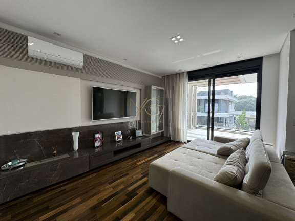Imagem Sobrado com 3 Quartos à Venda, 284 m² em Uberaba - Curitiba Imagem Sobrado com 3 Quartos à Venda, 284 m² em Uberaba - Curitiba