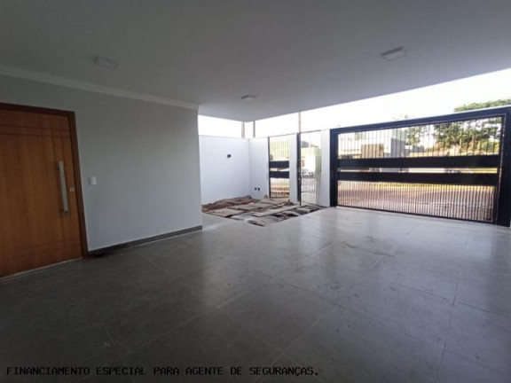 Imagem Casa com 2 Quartos à Venda, 125 m² em Parque Avenida - Maringá Imagem Casa com 2 Quartos à Venda, 125 m² em Parque Avenida - Maringá