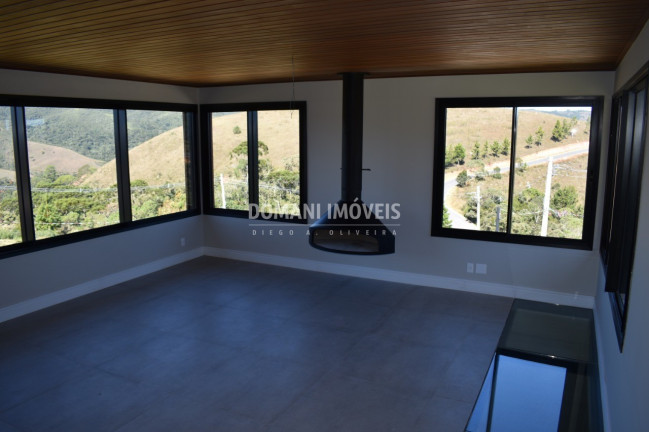 Imagem Casa com 4 Quartos à Venda, 422 m² em Região De Descansópolis - Campos Do Jordão Imagem Casa com 4 Quartos à Venda, 422 m² em Região De Descansópolis - Campos Do Jordão