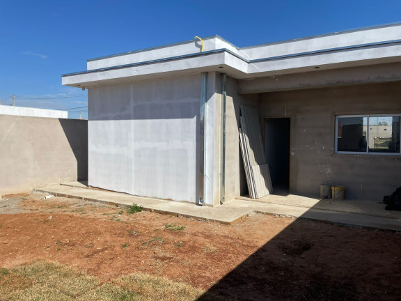 Imagem Casa com 3 Quartos à Venda, 250 m² em Loteamento Jardim Adonai - Porangaba Imagem Casa com 3 Quartos à Venda, 250 m² em Loteamento Jardim Adonai - Porangaba