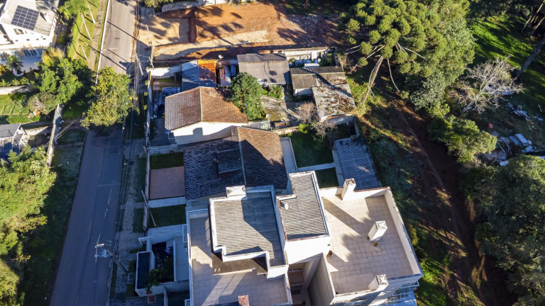 Imagem Terreno à Venda, 1.294 m² em Mossunguê - Curitiba Imagem Terreno à Venda, 1.294 m² em Mossunguê - Curitiba