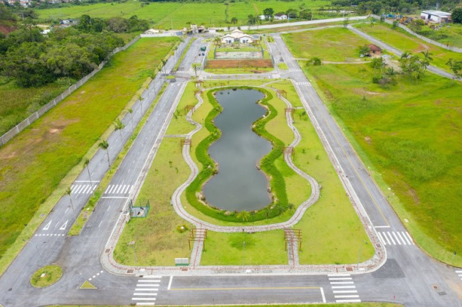 Imóvel à Venda, 400 m² em Rio Do Meio - Camboriú