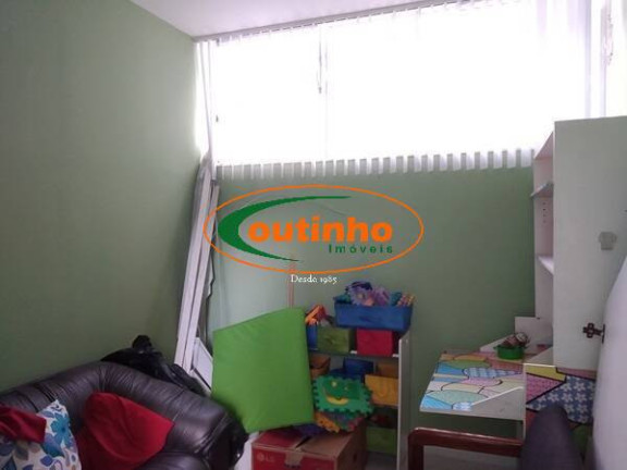 Imagem Casa com 6 Quartos à Venda, 170 m² em Vila Isabel - Rio De Janeiro Imagem Casa com 6 Quartos à Venda, 170 m² em Vila Isabel - Rio De Janeiro