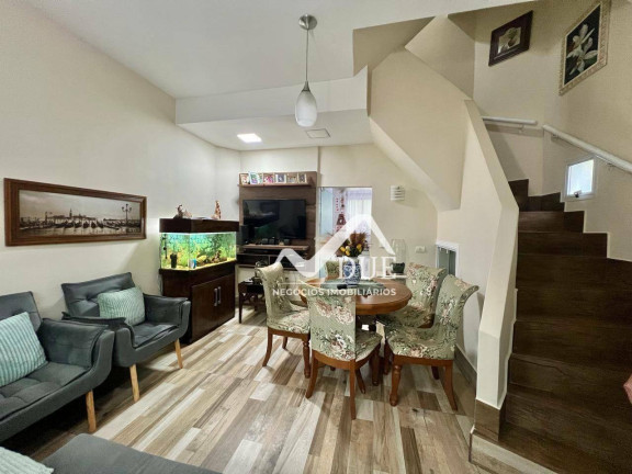 Casa com 3 Quartos à Venda, 90 m² em Marapé - Santos