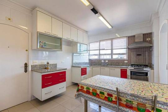 Imagem Apartamento com 4 Quartos à Venda, 140 m² em Vila Bastos - Santo André