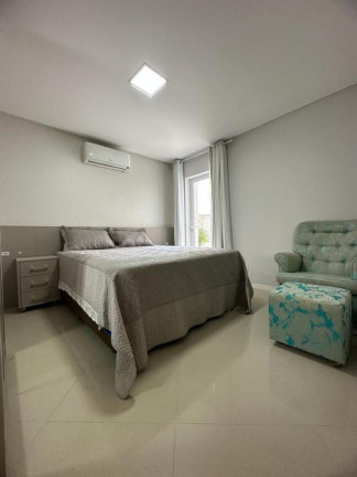 Imagem Apartamento com 3 Quartos para Alugar, 320 m² em Centro - Balneário Camboriú