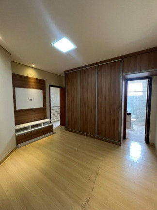 Imagem Casa com 3 Quartos à Venda, 130 m² em Nossa Senhora Do Carmo - Contagem Imagem Casa com 3 Quartos à Venda, 130 m² em Nossa Senhora Do Carmo - Contagem