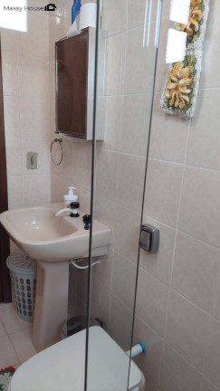 Imagem Casa com 4 Quartos à Venda, em Boqueirão - Curitiba Imagem Casa com 4 Quartos à Venda, em Boqueirão - Curitiba