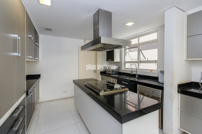 Imagem Apartamento com 3 Quartos à Venda, 234 m² em Moema - São Paulo