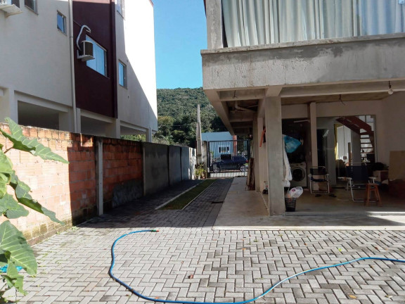 Imagem Casa com 3 Quartos à Venda, 184 m² em Bombas - Bombinhas Imagem Casa com 3 Quartos à Venda, 184 m² em Bombas - Bombinhas