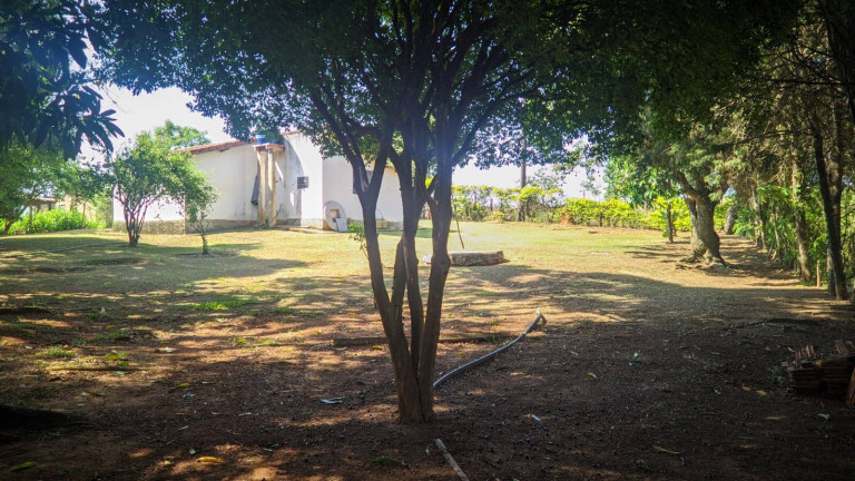 Imagem Chácara com 2 Quartos à Venda, 1.400 m² em Centro - Capela Do Alto Imagem Chácara com 2 Quartos à Venda, 1.400 m² em Centro - Capela Do Alto