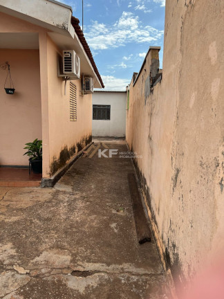 Imagem Casa com 2 Quartos à Venda, 77 m² em Antônio Marincek - Ribeirão Preto Imagem Casa com 2 Quartos à Venda, 77 m² em Antônio Marincek - Ribeirão Preto