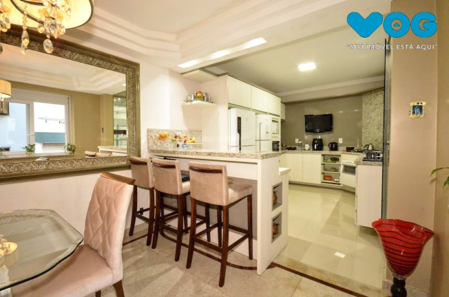 Imagem Casa com 4 Quartos à Venda, 220 m² em Centro Histórico - Porto Alegre