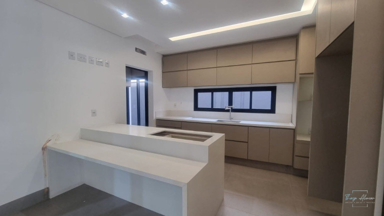 Imagem Sobrado com 4 Quartos à Venda, 450 m² em Residencial Alphaville - Campo Grande Imagem Sobrado com 4 Quartos à Venda, 450 m² em Residencial Alphaville - Campo Grande