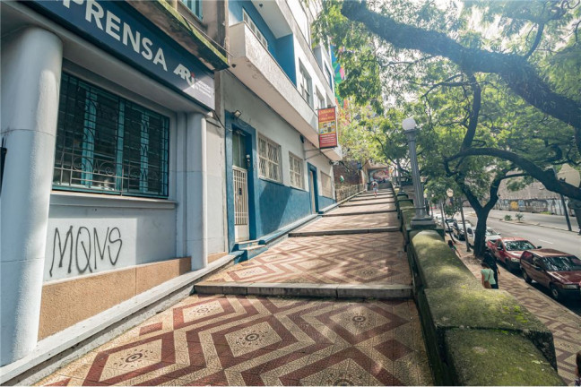 Imagem Apartamento com 3 Quartos à Venda, 82 m² em Centro Histórico - Porto Alegre Imagem Apartamento com 3 Quartos à Venda, 82 m² em Centro Histórico - Porto Alegre