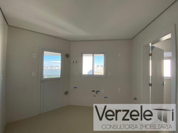 Imagem Apartamento com 4 Quartos à Venda, 160 m² em Pioneiros - Balneário Camboriú