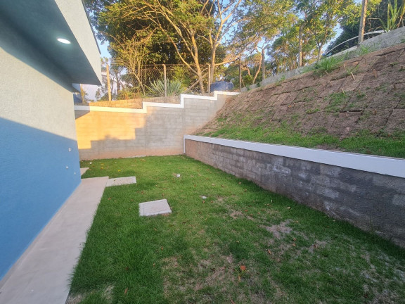 Imagem Casa com 3 Quartos à Venda, 115 m² em Corumbá - Mairiporã Imagem Casa com 3 Quartos à Venda, 115 m² em Corumbá - Mairiporã