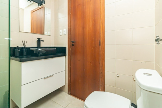 Imagem Apartamento com 2 Quartos à Venda, 77 m² em Petrópolis - Porto Alegre