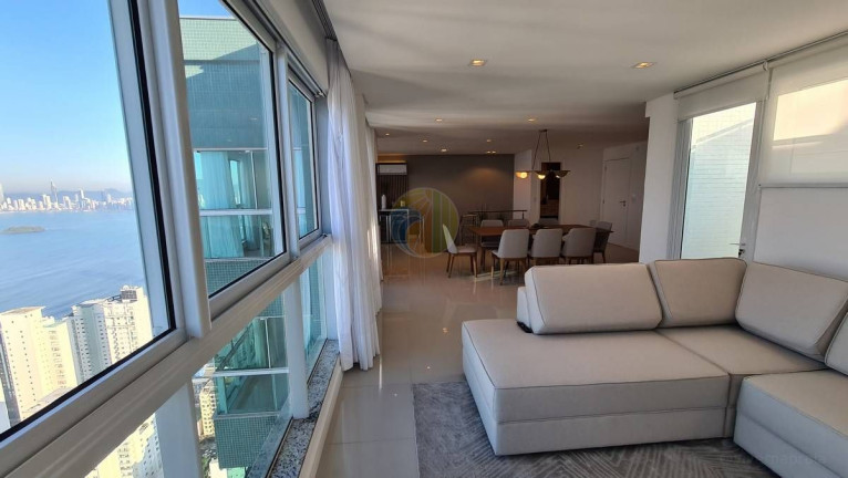 Imagem Cobertura com 4 Quartos à Venda, 270 m² em Pioneiros - Balneário Camboriú Imagem Cobertura com 4 Quartos à Venda, 270 m² em Pioneiros - Balneário Camboriú