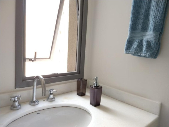Imagem Kitnet com 1 Quarto à Venda, 35 m² em Vila Olímpia - São Paulo Imagem Kitnet com 1 Quarto à Venda, 35 m² em Vila Olímpia - São Paulo