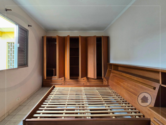 Imagem Casa com 4 Quartos à Venda, 180 m² em Guarulhos Imagem Casa com 4 Quartos à Venda, 180 m² em Guarulhos