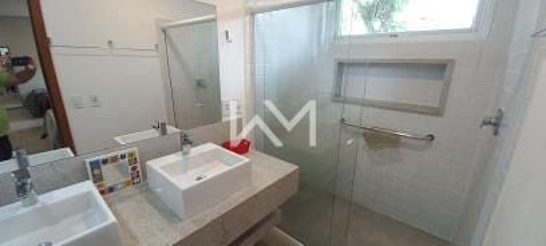 Imagem Casa com 3 Quartos à Venda, 421 m² em Santiago - São Sebastião Imagem Casa com 3 Quartos à Venda, 421 m² em Santiago - São Sebastião