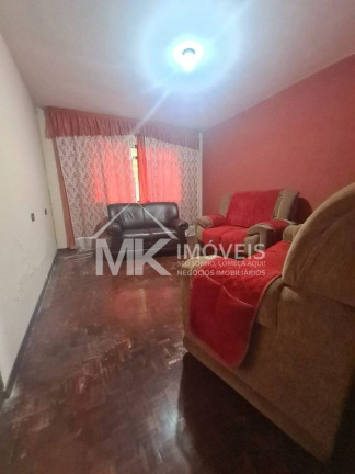 Imagem Casa com 3 Quartos à Venda, 220 m² em Capão Da Imbuia - Curitiba Imagem Casa com 3 Quartos à Venda, 220 m² em Capão Da Imbuia - Curitiba