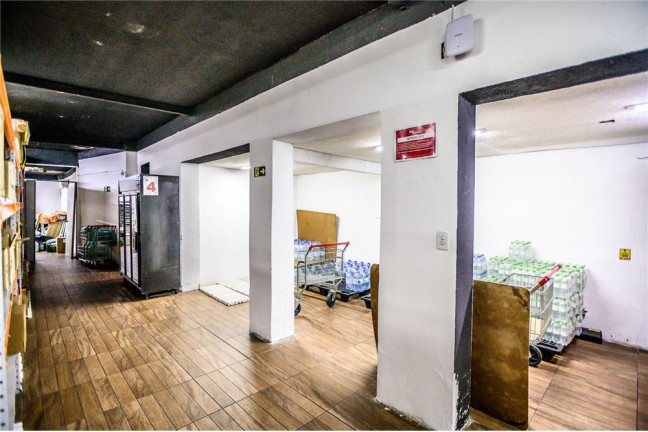 Imagem Casa com 3 Quartos à Venda, em Moinhos De Vento - Porto Alegre Imagem Casa com 3 Quartos à Venda, em Moinhos De Vento - Porto Alegre